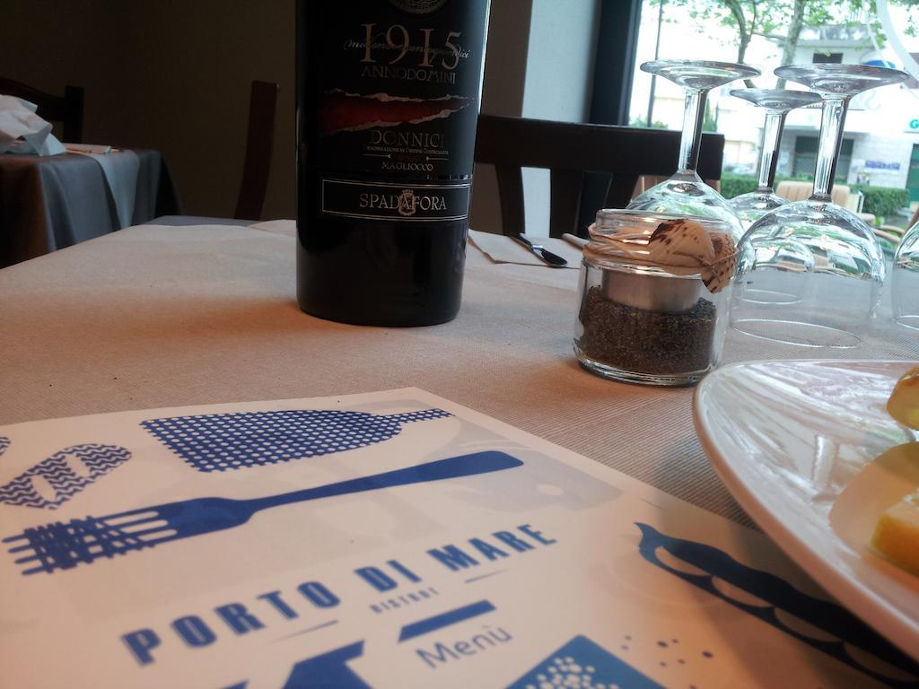 Porto Di Mare Bed & Breakfast Praia a Mare Luaran gambar
